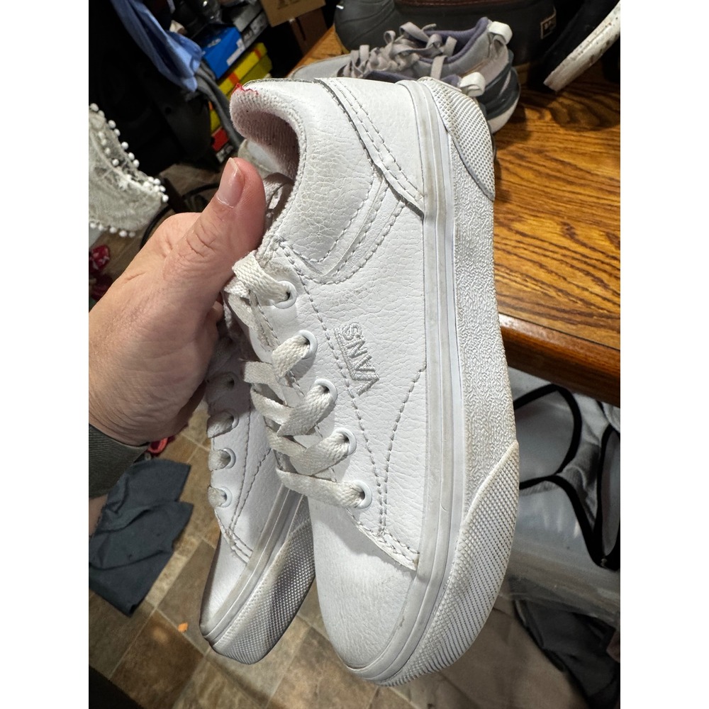 Vans Lowland CC White Leather‎ Low Top Skate Sneakers Kids Youth Size 11.0
